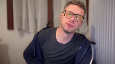 Romano online show from 01/10/25, 06:17