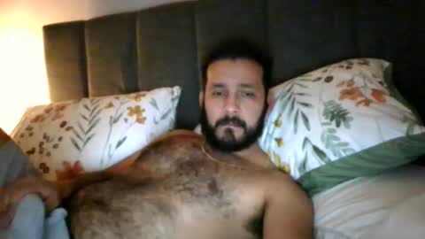 2022felipe online show from 02/16/25, 04:53