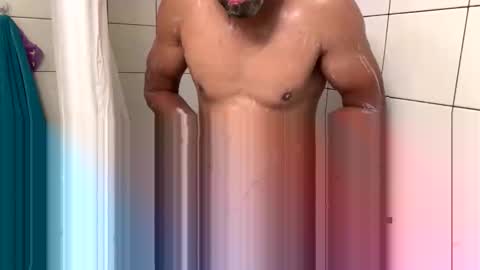 2025rob online show from 10/20/25, 04:29