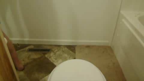 Snapshot of 20acresbub chatting on 01/05/25, 01:45 20acresbub online show from 01/05/25, 01:45