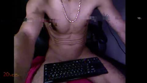 Snapshot of 20vertop chatting on 04/19/26, 11:40 20vertop online show from 04/19/26, 11:40