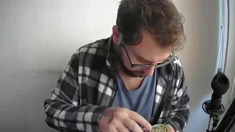 21jus online show from 12/15/25, 09:46