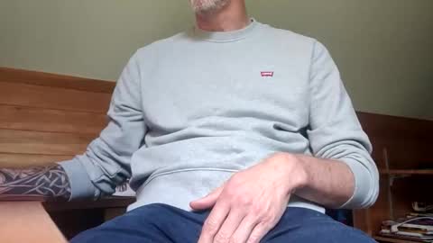 22_acacia_avenue online show from 05/11/26, 12:44