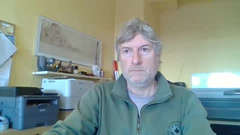 22esserre online show from 10/07/25, 08:00