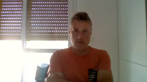 22esserre online show from 07/17/26, 01:51