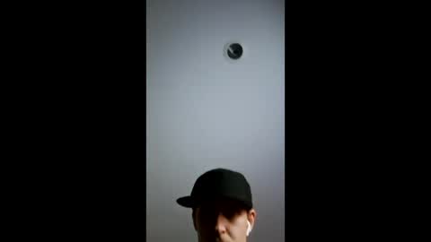 Snapshot of 22yrsold7inch chatting on 12/20/25, 10:44 22yrsold7inch online show from 12/20/25, 10:44