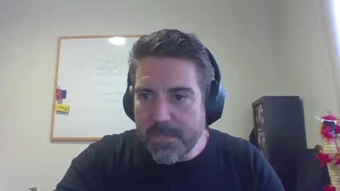 Snapshot of 23cmt4you_vlc chatting on 01/10/25, 09:02 23cmt4you_vlc online show from 01/10/25, 09:02