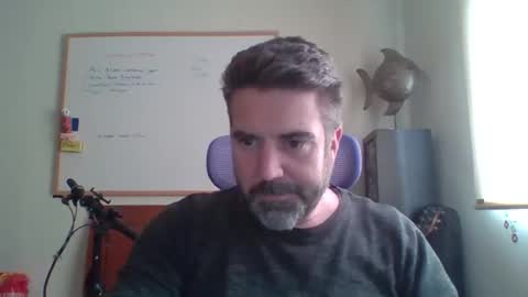 Snapshot of 23cmt4you_vlc chatting on 12/17/25, 01:06 23cmt4you_vlc online show from 12/17/25, 01:06