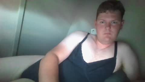 Snapshot of 23nhorny_25 chatting on 08/02/26, 01:42 xTXXXXx online show from 08/02/26, 01:42