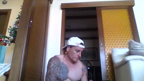 Snapshot of 23player chatting on 02/10/26, 02:04 23player online show from 02/10/26, 02:04