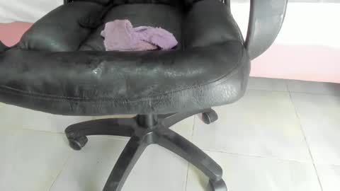 Isabella online show from 03/06/25, 01:57