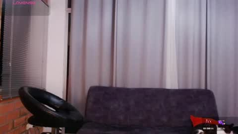 Snapshot of 2acidgirls chatting on 02/09/25, 04:25 2 ACIDGIRLS online show from 02/09/25, 04:25