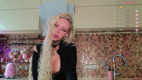 Snapshot of 2badforyou chatting on 02/16/26, 10:55 30 NOV online show from 02/16/26, 10:55