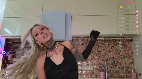 Snapshot of 2badforyou chatting on 03/17/26, 11:57 30 NOV online show from 03/17/26, 11:57