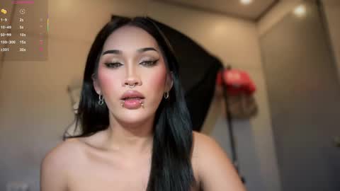 Snapshot of 2damnh0t_slut chatting on 04/26/26, 01:25 haduki online show from 04/26/26, 01:25