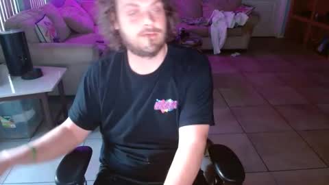 Snapshot of 2dirtyhillbillies chatting on 04/04/26, 11:40 ThrillBilly online show from 04/04/26, 11:40