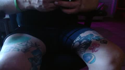 Snapshot of 2dirtyhillbillies chatting on 04/24/26, 11:29 ThrillBilly online show from 04/24/26, 11:29