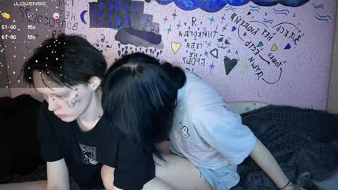 Snapshot of 2emo4fam chatting on 12/02/24, 01:02 2emo4fam online show from 12/02/24, 01:02