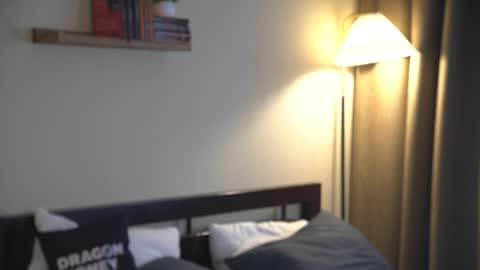 Snapshot of 2girls_1dream chatting on 03/27/26, 06:19 Elley online show from 03/27/26, 06:19