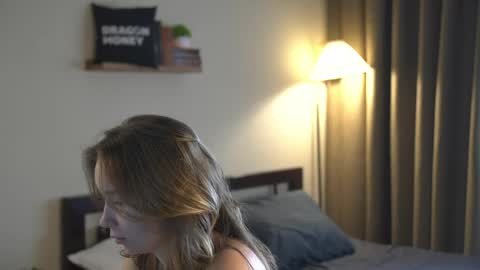 Snapshot of 2girls_1dream chatting on 04/23/26, 06:14 Elley online show from 04/23/26, 06:14