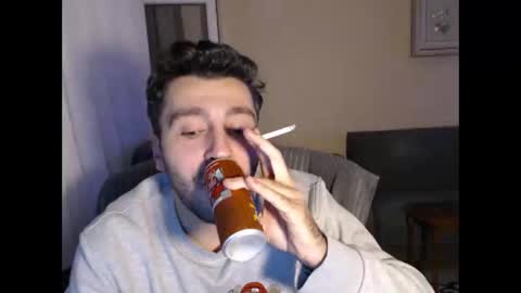 Snapshot of 2handsomeman chatting on 11/17/25, 10:37 Berk online show from 11/17/25, 10:37