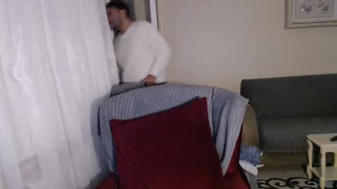 Snapshot of 2handsomeman chatting on 11/26/25, 12:00 Berk online show from 11/26/25, 12:00