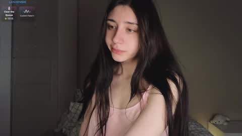 Lina       free control in pvt online show from 03/01/25, 09:07