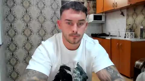 2sexymuscles online show from 10/27/25, 08:57