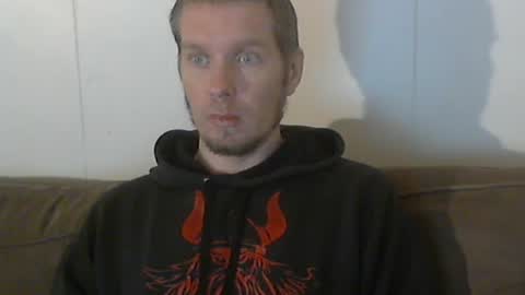 2small4you83 online show from 12/19/24, 09:28