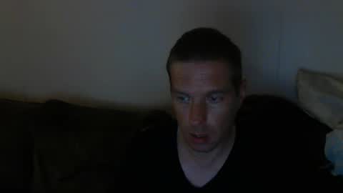 2small4you83 online show from 09/22/25, 05:04