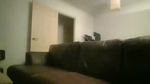 33UK online show from 03/03/25, 02:15