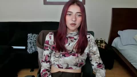 Snapshot of 3badweed3 chatting on 02/12/25, 04:55 Sam online show from 02/12/25, 04:55