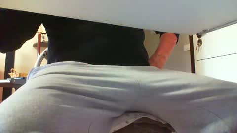 Snapshot of 3funlover chatting on 12/07/24, 10:01 3funlover online show from 12/07/24, 10:01