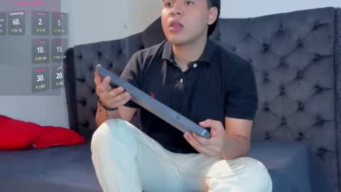 Snapshot of 3guy3 chatting on 11/12/25, 07:24 Guy 1 Guy 2 Guy 3. online show from 11/12/25, 07:24