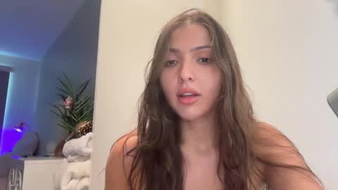Venus Raee online show from 05/19/26, 08:15