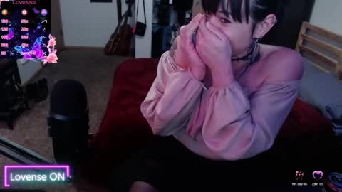 Snapshot of 3krykat3 chatting on 03/24/26, 01:21 3KryKat3 online show from 03/24/26, 01:21