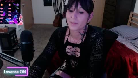 Snapshot of 3krykat3 chatting on 04/13/26, 01:55 3KryKat3 online show from 04/13/26, 01:55