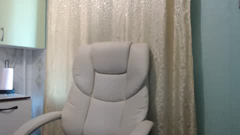 3sweetcandy3 online show from 05/06/26, 09:36