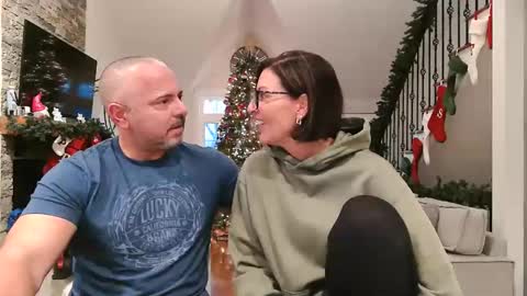 Snapshot of 3totangox chatting on 12/19/25, 01:51 3 to tango online show from 12/19/25, 01:51