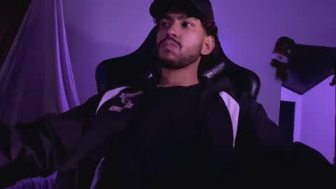 E V I L online show from 11/23/25, 10:09