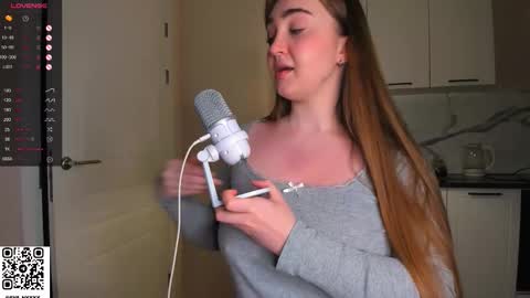 Snapshot of 3va_nyx chatting on 03/03/26, 04:40 Eva online show from 03/03/26, 04:40