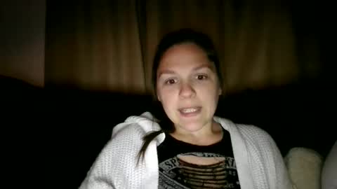 Snapshot of 417mrmrs chatting on 04/25/26, 04:26 417MrMrs online show from 04/25/26, 04:26