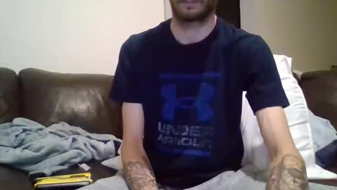 420feetloverr420 online show from 10/13/25, 01:05