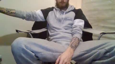 Snapshot of 420feetloverr420 chatting on 12/21/25, 12:29 420feetloverr420 online show from 12/21/25, 12:29