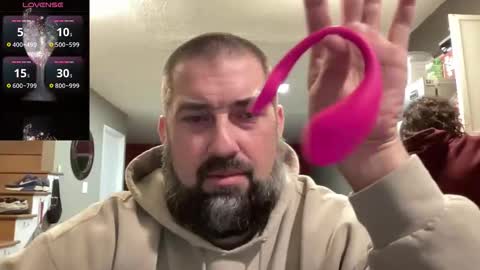 Snapshot of 420kc_couple chatting on 04/06/26, 02:53 KC420Couple online show from 04/06/26, 02:53