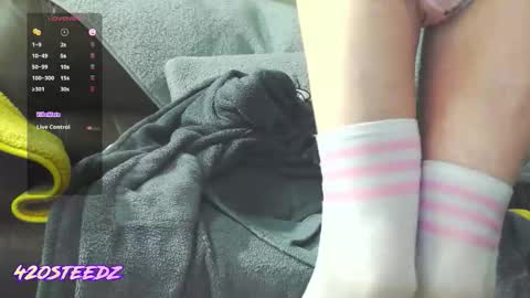 Snapshot of 420steedz chatting on 12/20/25, 03:35 420steedz online show from 12/20/25, 03:35