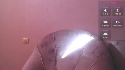 Snapshot of 444____ chatting on 02/18/25, 08:05 Katya online show from 02/18/25, 08:05