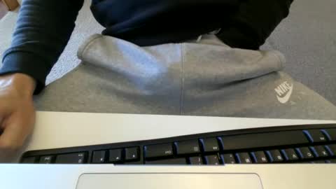 Snapshot of 4glz chatting on 04/21/26, 02:26 4glz online show from 04/21/26, 02:26