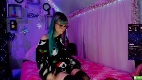 Snapshot of 4kfucktoy chatting on 12/20/24, 05:57 Mo online show from 12/20/24, 05:57