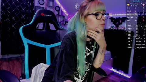 Snapshot of 4kfucktoy chatting on 01/26/25, 07:53 Mo online show from 01/26/25, 07:53